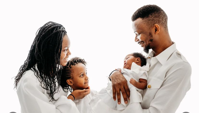 Emma OMG and his family