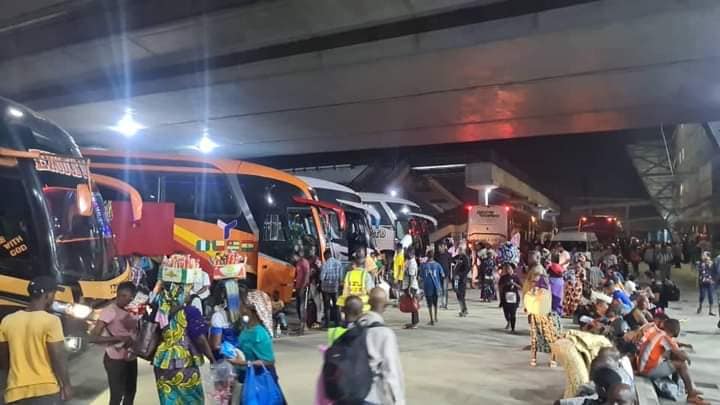 Joyful Yuletide tales from travellers over FG’s 50% slash in transport fares