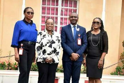 Special Adviser on Housing, LASRERA, Ms. Barakat Odunuga-Bakare , while on a courtesy visit to the Lagos Zonal Commander of the EFCC, Assistant Commander of the EFCC, ACE I Michael T. Wetkas.