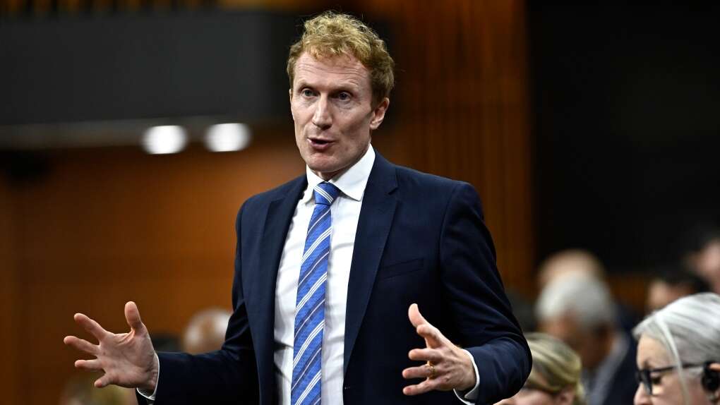 Canada announces measures to limit number of Nigerian students, others coming for study