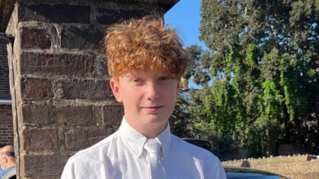 Police release name of teenager stabbed to death in London