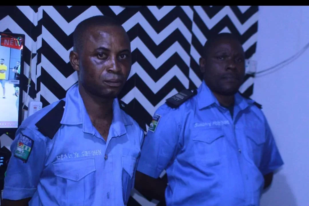 Police sack Inspectors Sunday Adetoye and Ogunleye Stephen of Zonal Command Headquarters, Onikan Lagos for illegal duty, robbery