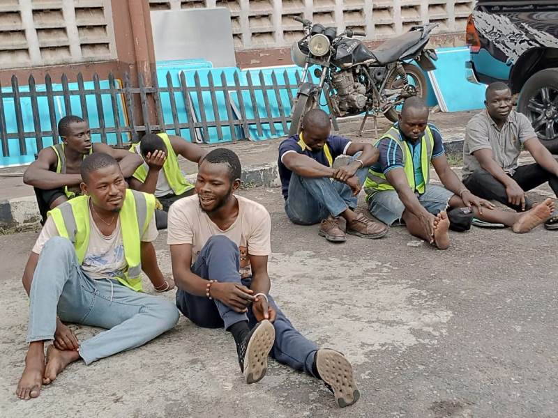 Lagos apprehends 11 fake enforcement personnel extorting money from motorists