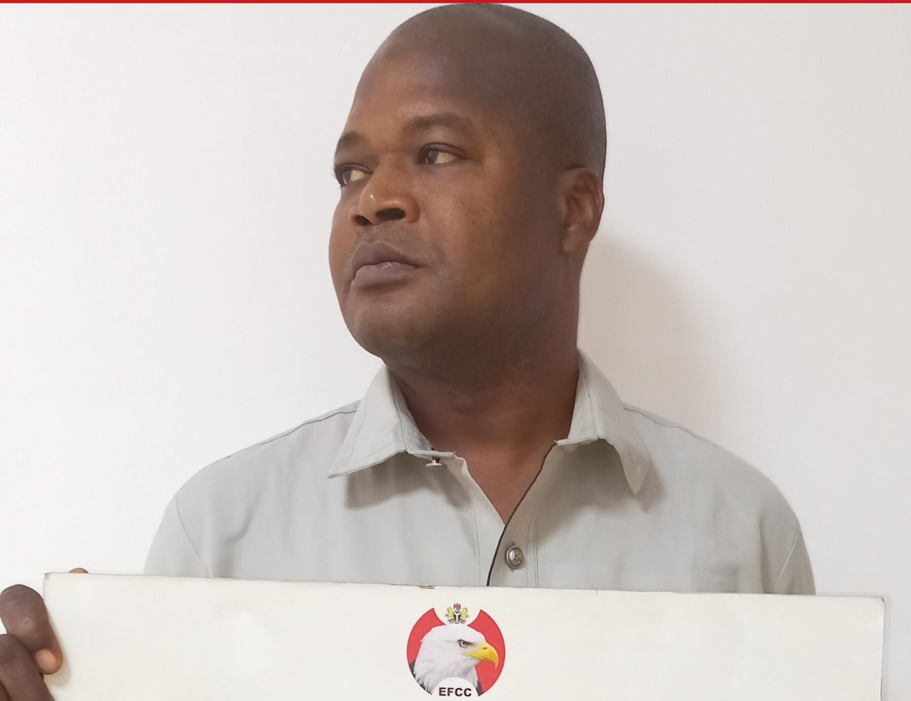 EFCC docks Enugu lawyer Mike Ikegbunam for allegedly duping members of the SSAUTHRIAI of N91 million in a land deal.