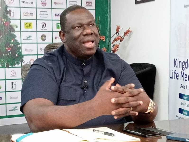 Omotola proffer solutions on how to save the naira