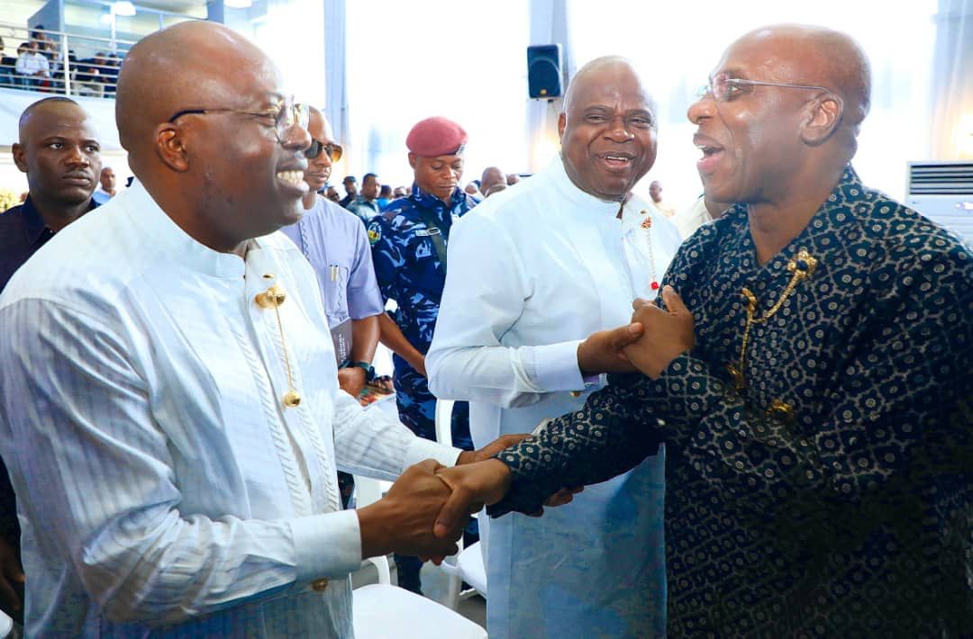 Ex-Rivers governor, Rotimi Amaechi, incumbent Siminalayi Fubara meet at funeral service for late Herbert Wigwe, son, wife at Isiokpo, Rivers