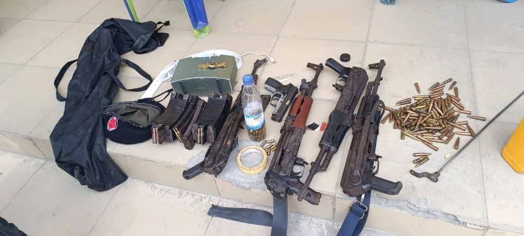 Police seize EIDs, guns, and ammunition from the hideout of suspected cultists in the Diobu area of Port Harcourt, Rivers state capital.