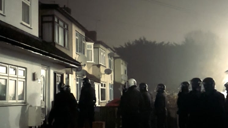 Massive raid in London, Met Police arrest 294 people in County lines drug bust