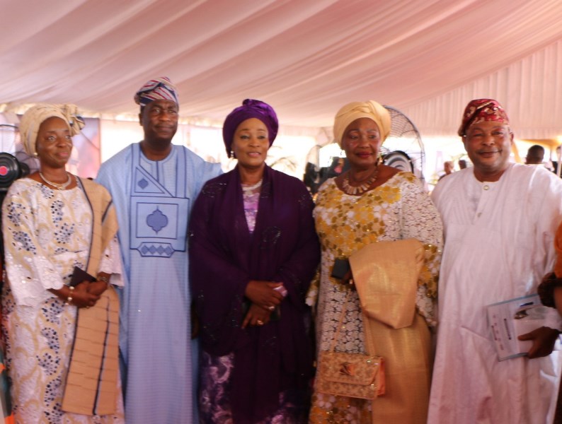 Sanwo-Olu urges Nigerians to refrain from speaking negatively about Nation