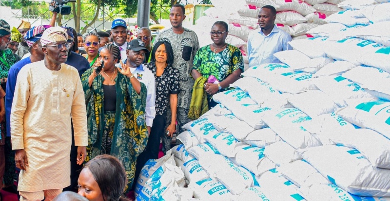 Sanwo-Olu unveils Eko Cares, begins distribution of foodstuffs to 500,000 households