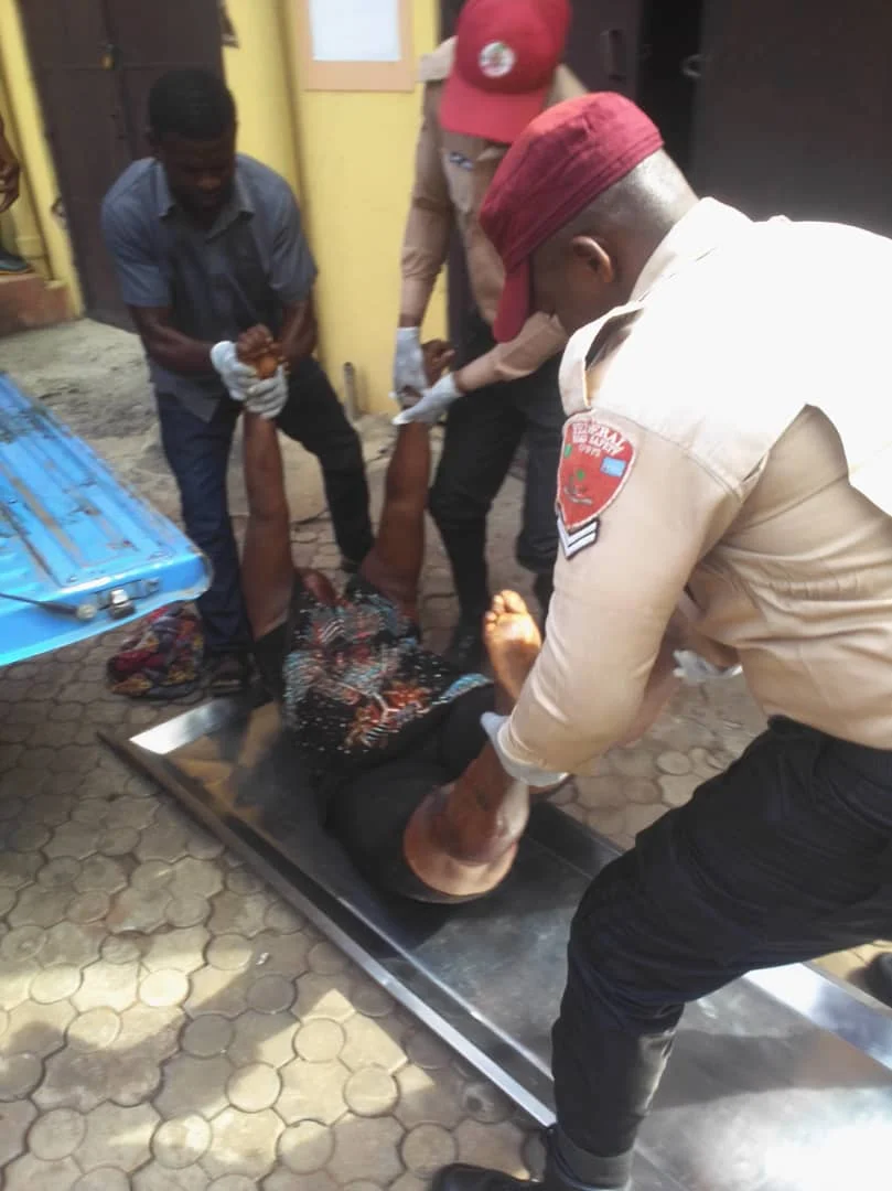 A female pedestrian, two others were injured in an accident involving a truck along Onitsha-Asaba Bridge Head, Anambra, on Thursday.