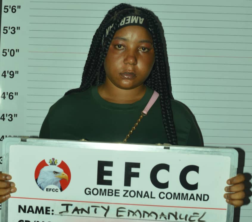 Woman arrested for spraying naira notes in Gombe