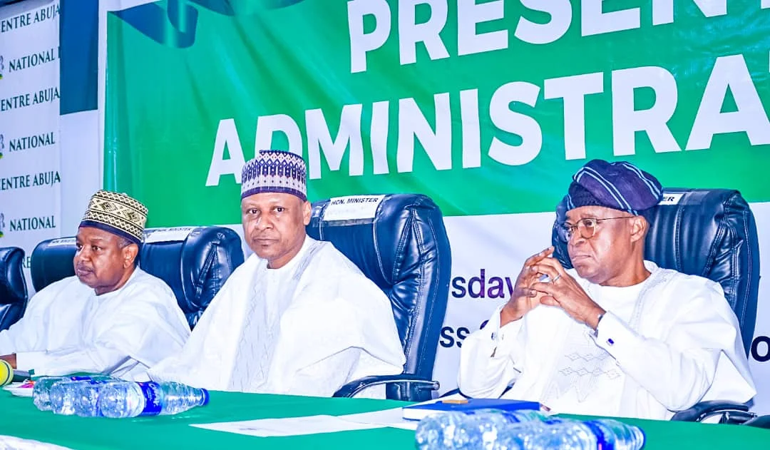 Marine and Blue Economy Minister, Adegboyega Oyetola says the Ministry is implementing a strategy to generate N2 trillion per annum by 2027