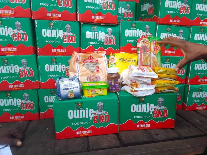 Sanwo-Olu delivers 'Ounje Eko' food packs to Lagos Water Corporation