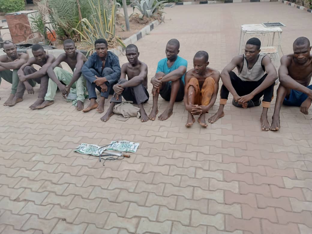 NSCDC operatives arrest nine suspected burglars who were plotting to burgle a Polythene bag-making company in Kano