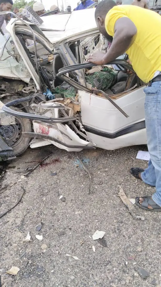 FRSC confirm 5 dead, 3 injured in an head on collision involving two vehicles on Kabba-Obajana road in Kabba LG of Kogi state on Thursday.