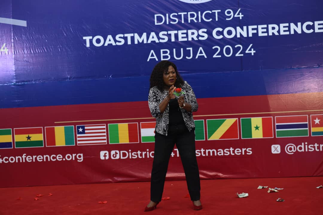 Nigerian Benjamin Wayo and Elizabeth Ebele Elue claim the top two spots at 2024 Toastmasters District Championship of Public Speaking.