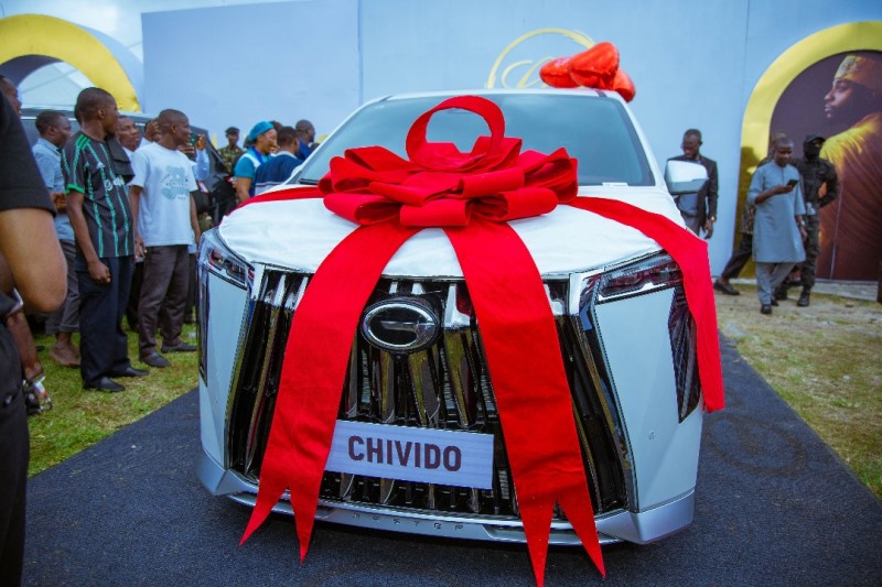 GAC Motor gifts Luxury GN8 MPV to Davido, wife as wedding gift