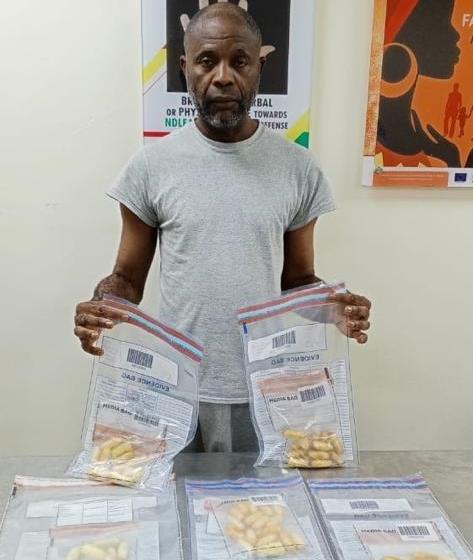 Drug dealers Aikhomoun, Ayigoro excrete 150 wraps of cocaine at Lagos Airport