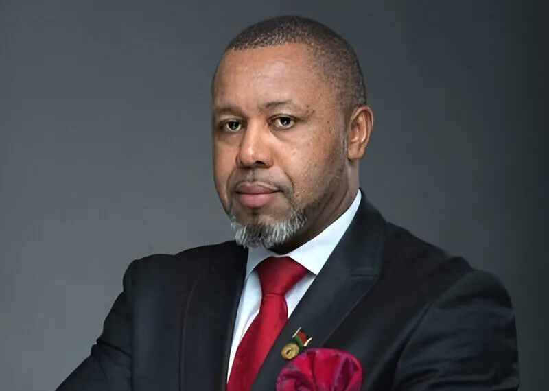 Chilima, nine others die in plane crash