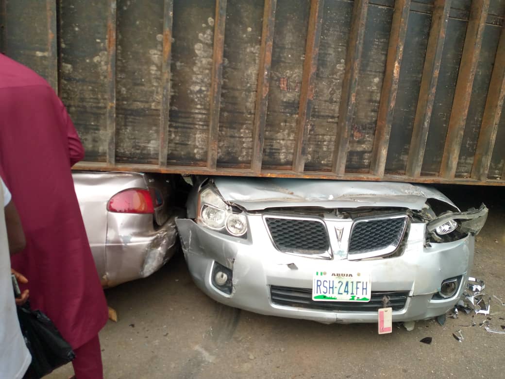 Eight pupils of a primary school in Lokoja, Kogi state. narrowly escape death when a container fell on their vehicle on their way home.