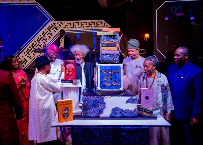 Sanwo-Olu unveils special portrait of Soyinka