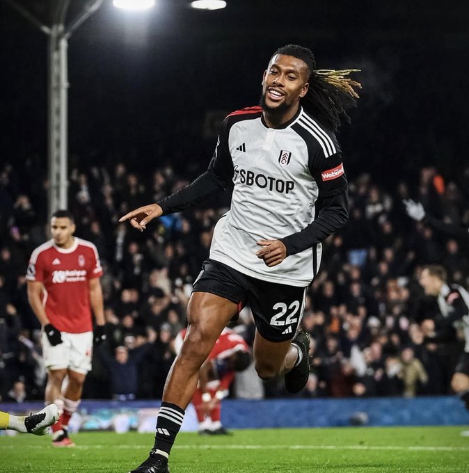 Alex Iwobi hits winning goal for Fulham against Leicester
