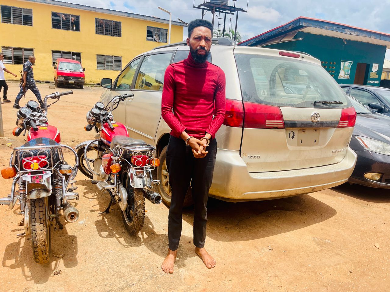 Police arrest notorious 40-year-old ex-convict, Richard John for alleged kidnapping and armed robbery in Edo State