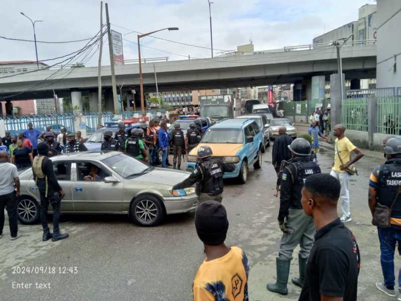 Lagos traffic crackdown: Taskforce impounds 56 vehicles, detains seven amidst violent clash