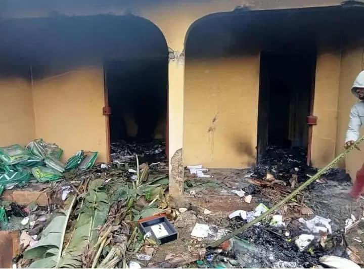 Chaos erupts as AKISIEC office in Akwa Ibom goes up in flames