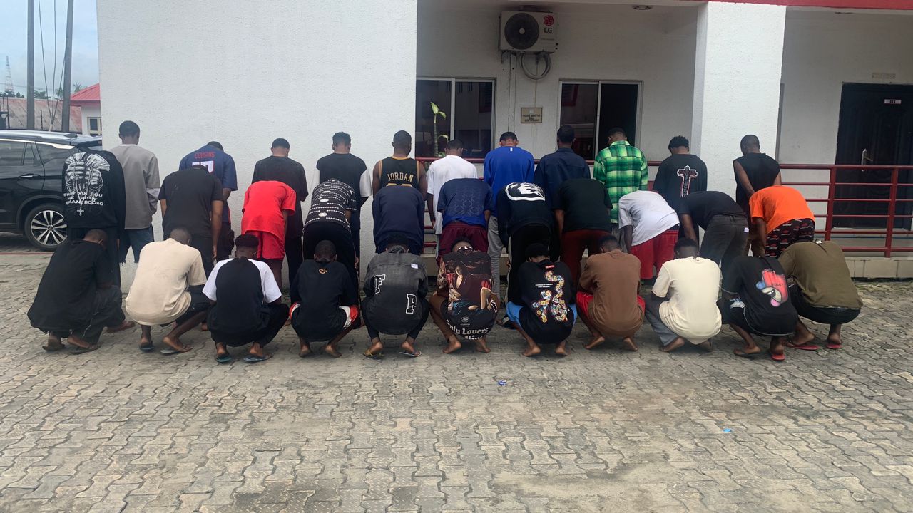 EFCC swoops on Port Harcourt, arrests 33 in major internet fraud crackdown
