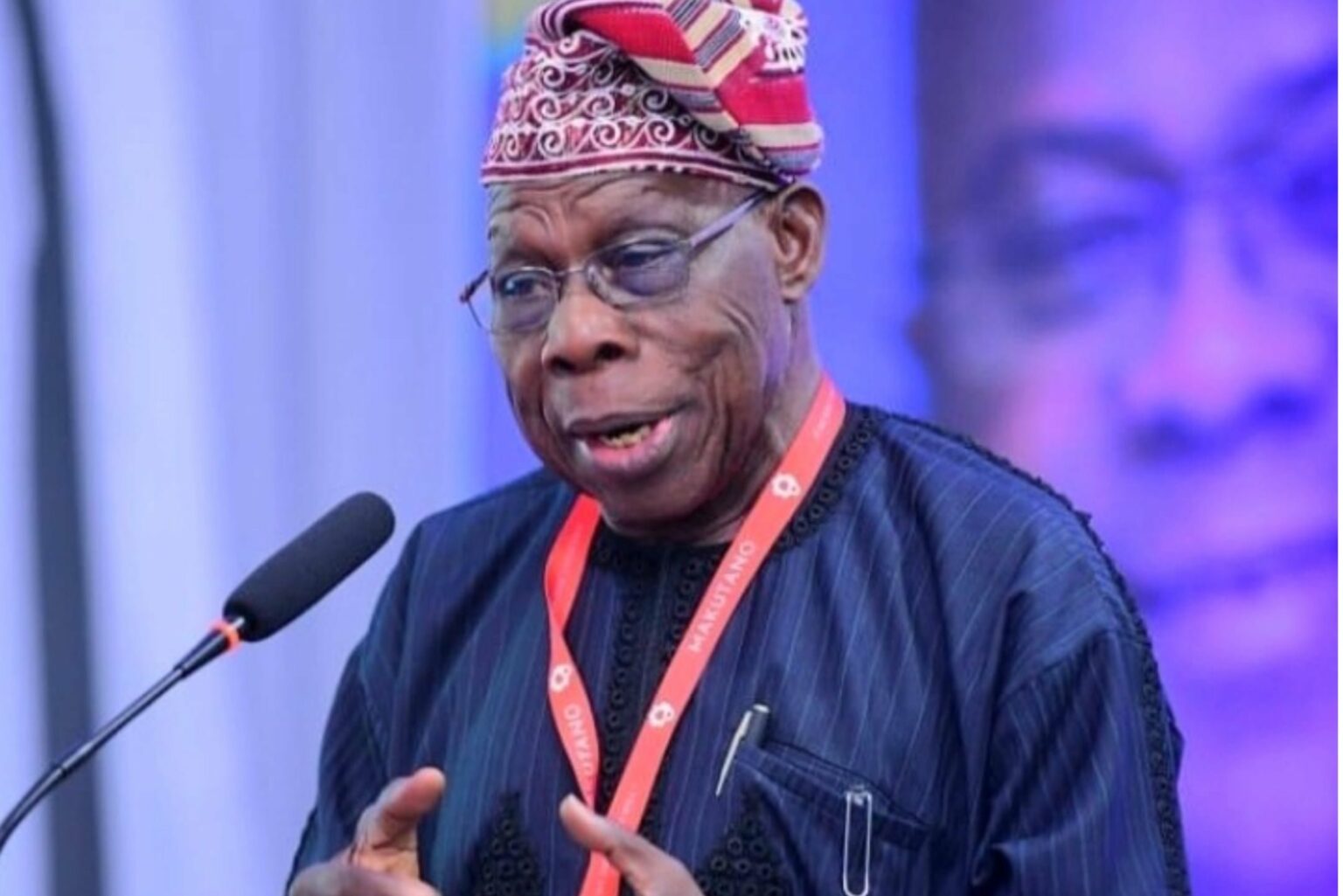 Obasanjo goes memory lane, recalls pain of losing wife - P.M. News