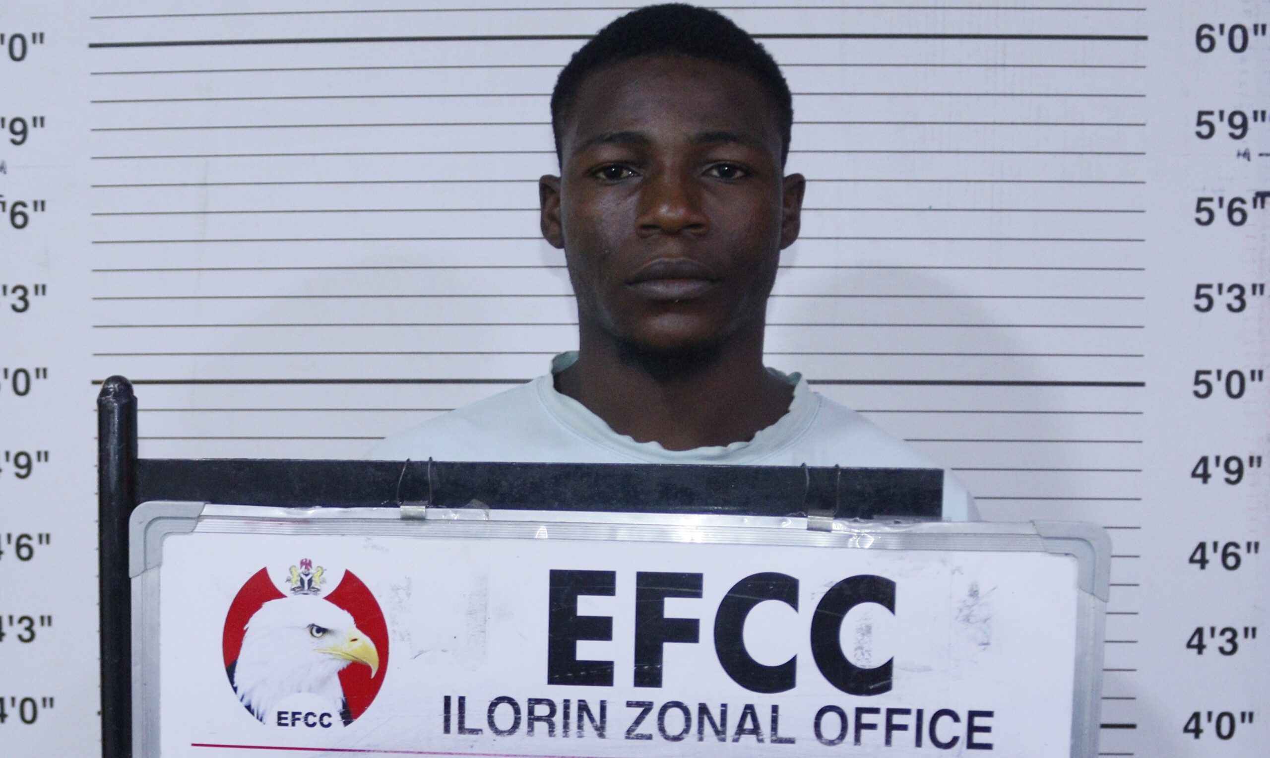 EFCC docks 23-year-old Odeyemi Oluwaseun who defrauded his victims posing as an American-based female spiritualist with powers to help women
