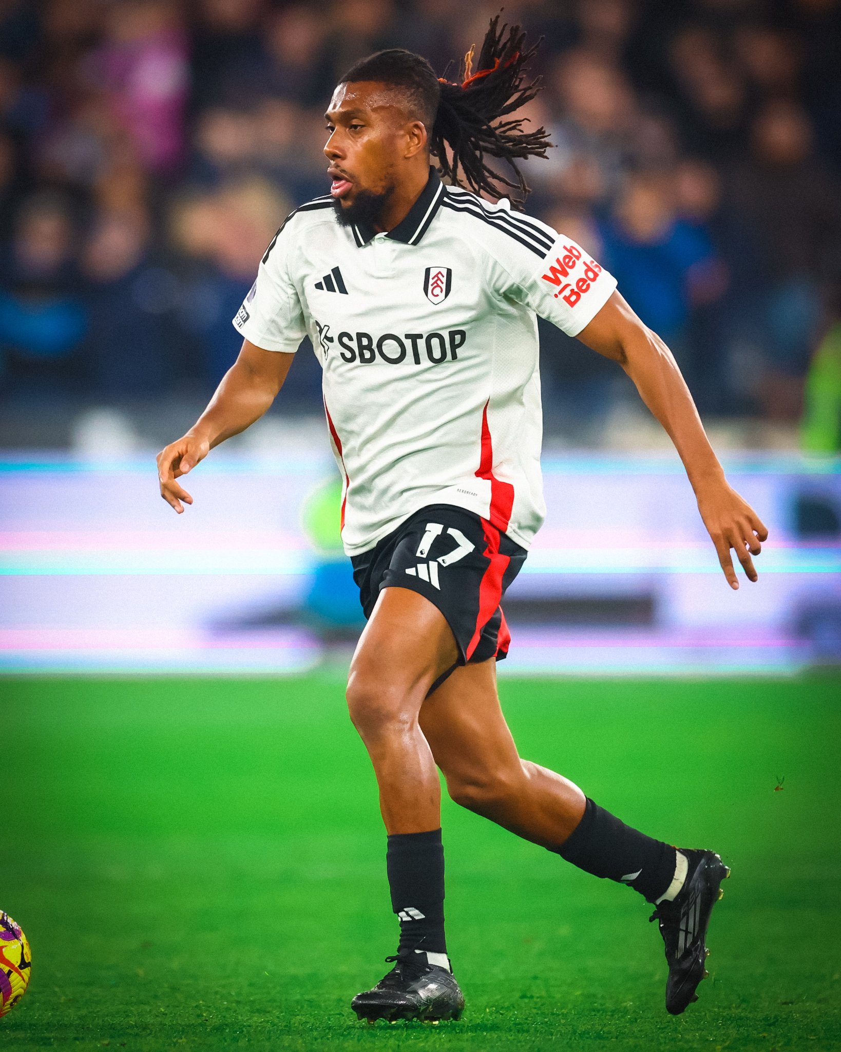 Alex Iwobi scores twice as Fulham bows to Potter's magic
