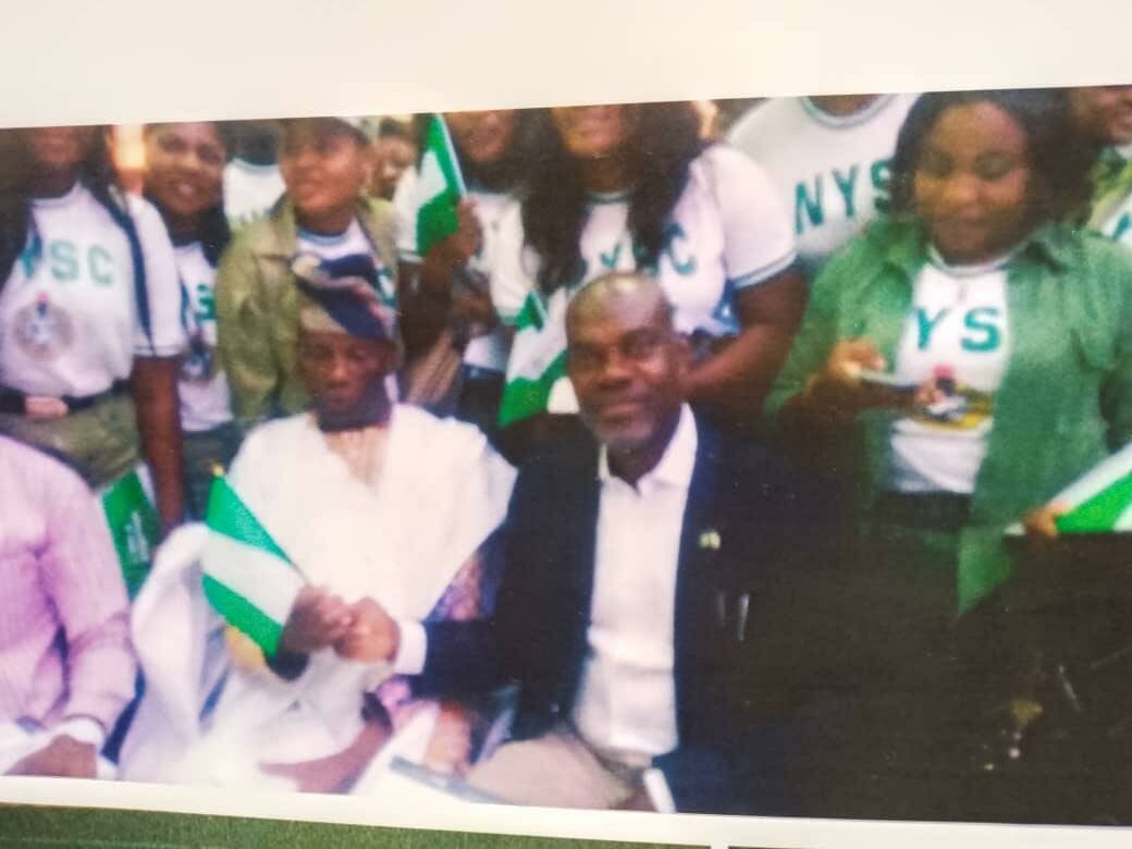 Flag Foundation of Nigeria commends President Tinubu, NOA DG, for N30m donation to family of late Taiwo Akinkunmi, designer of Nigerian flag