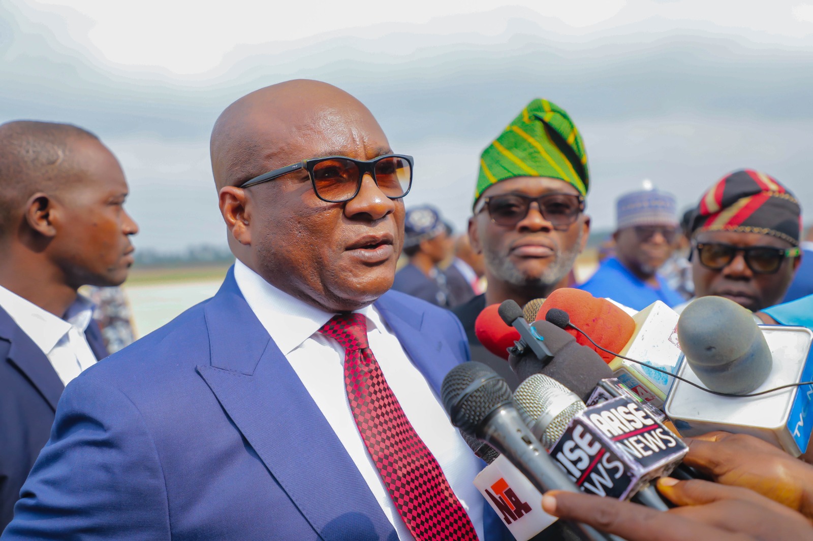 Speaking with journalists shortly after landing, the Air Peace CEO emphasised that the facility’s readiness for both international and domestic flights positioned it as a vital infrastructure for the economic and social development of the state and the country at large.