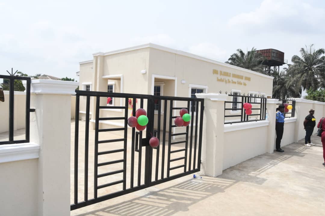 A monarch in Ikenne LG of Ogun State, Oba James Obafemi builds security post for Amotekun in his bid to enhance security of his domain