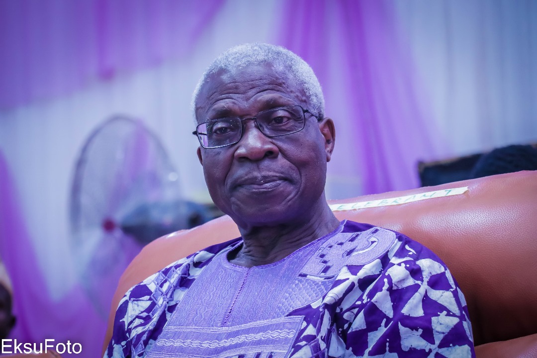 Professor Niyi Osundare, world-renowned poet, and scholar, says his right to freedom of movement has been breached by insecurity in Nigeria.