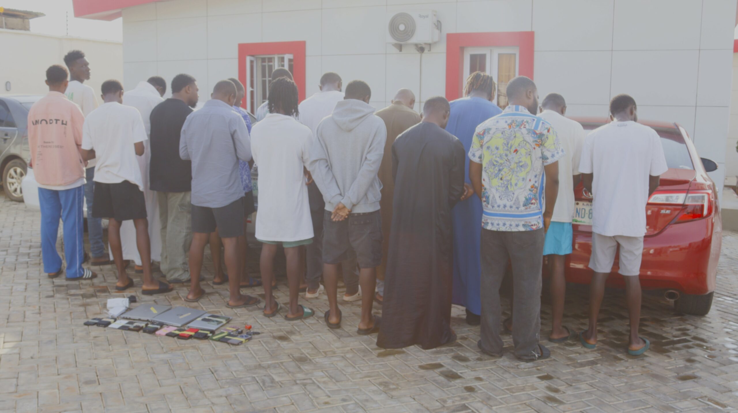 EFCC nabs 17 suspected internet fraudsters in a coordinated sting operations in Ilorin and Ifelodun Local Government Area of Kwara state.