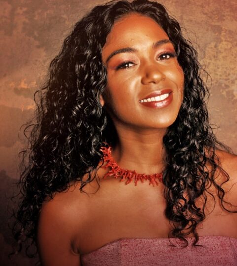 Ananda Lewis