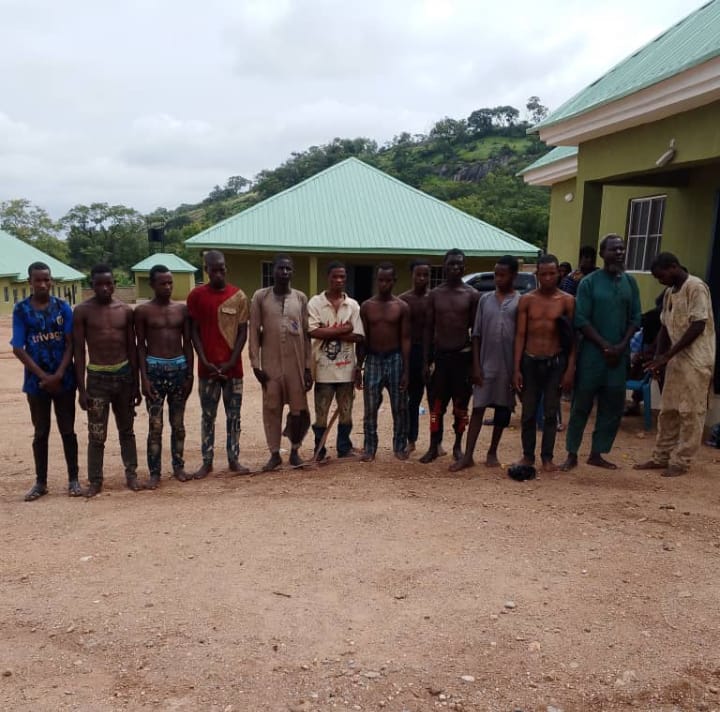 Kogi gov says 12 suspected kidnappers and one informant were arrested by security operatives in communities across the state and Kwara