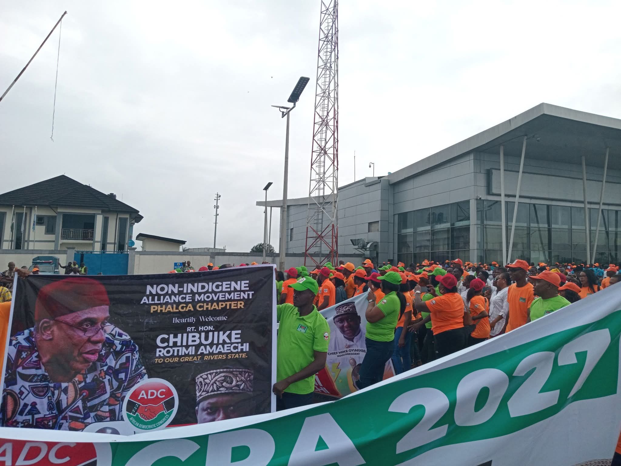 Former minister Rotimi Amaechi returns to Rivers State as chieftain of ADC, received by large number of  supporters 