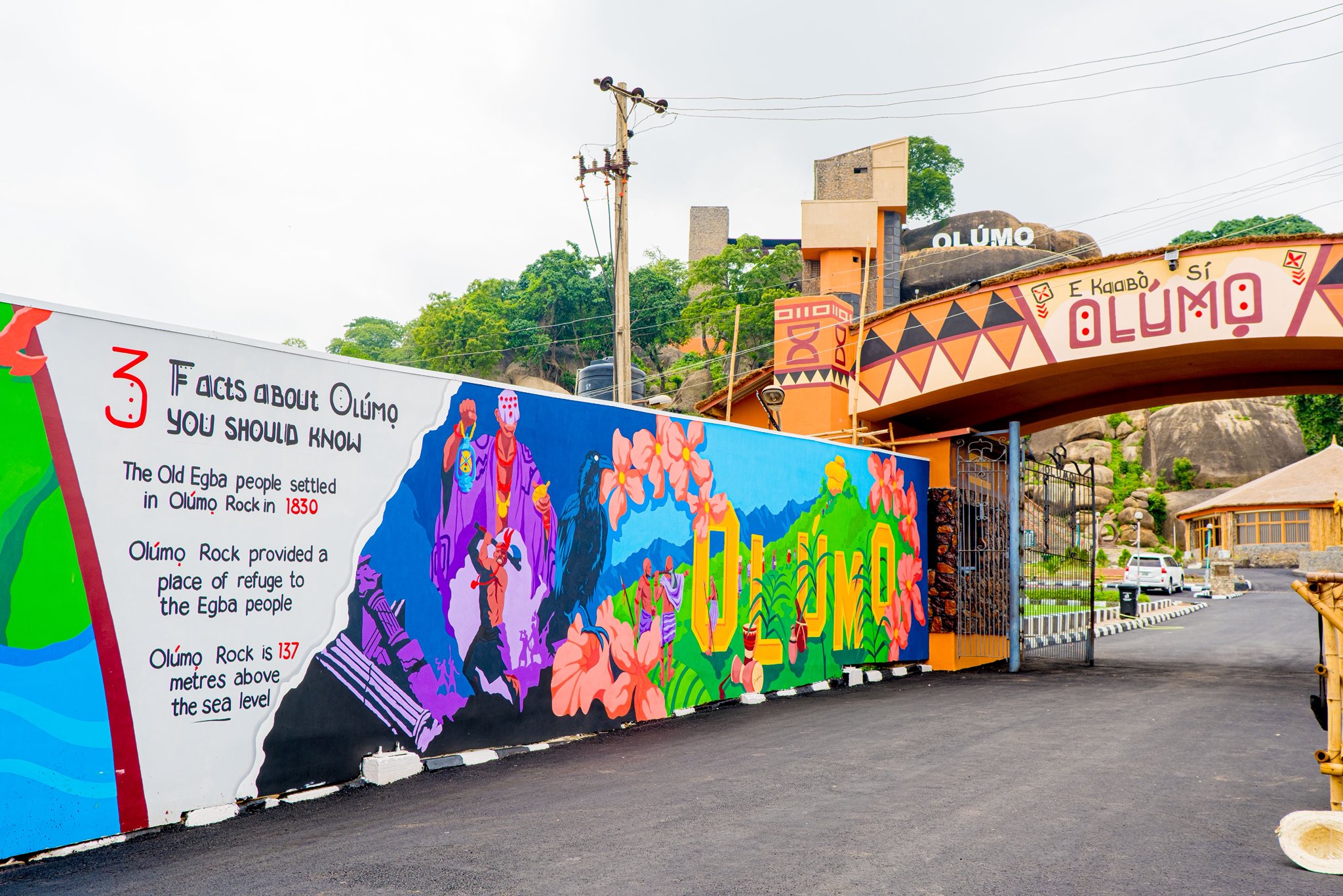 Ogun governor, Dapo Abiodun inaugurates rebranded Olumo Rock Tourism Complex in Abeokuta at a ceremony attended by cultural enthusiasts