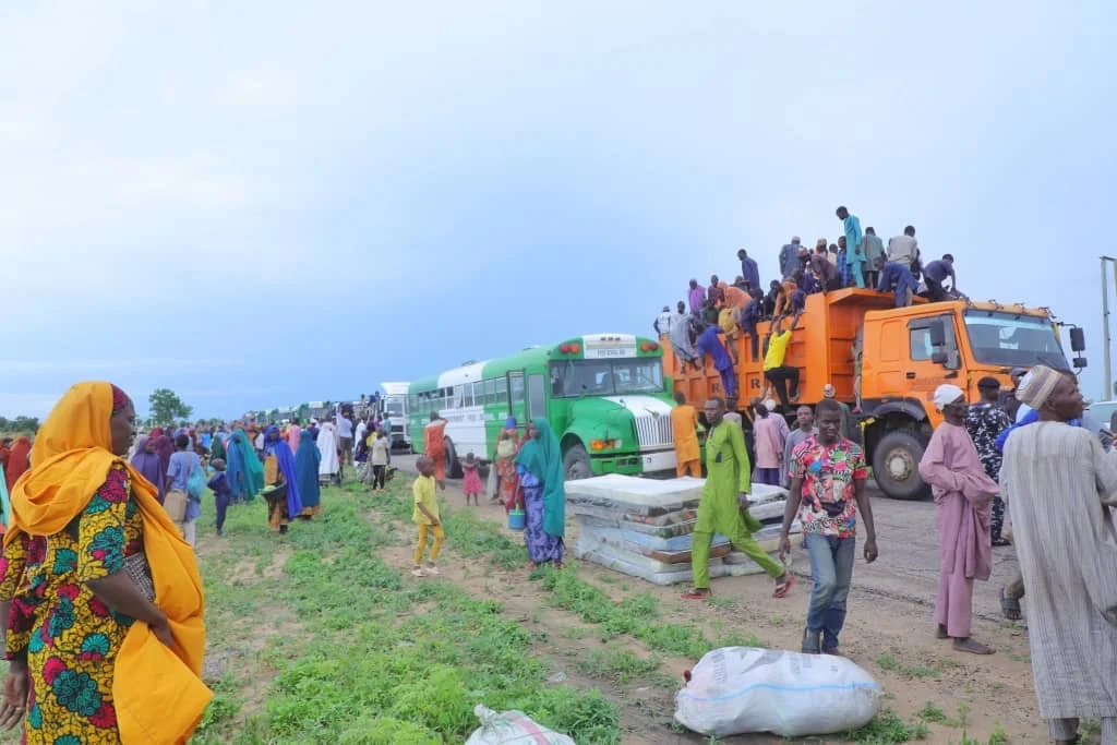 Borno Government resettles more than 3,000 IDPs into 500 newly constructed mass housing units in Dara Jamal community, Bama LG of the state