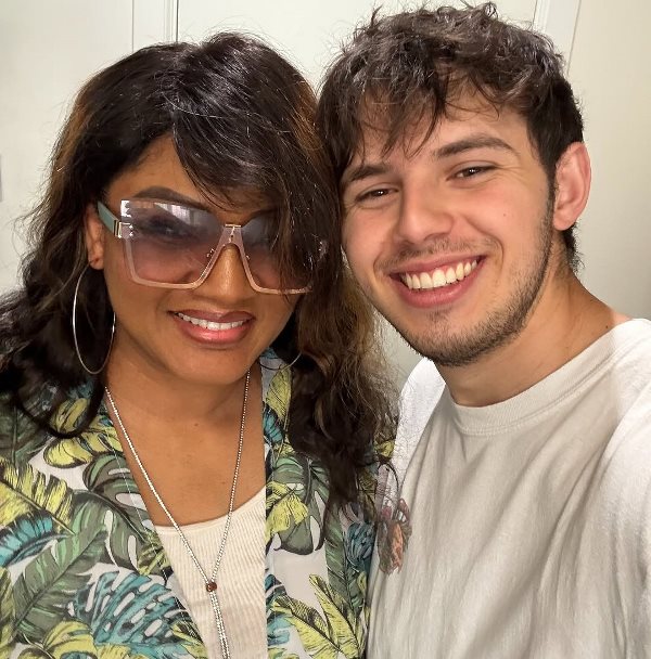 Omotola