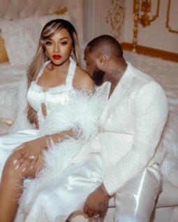 C H I V I D O 25’Creative- Shoot Direction- @thejenniferrowland @styledbyyln Photographer- @Stan