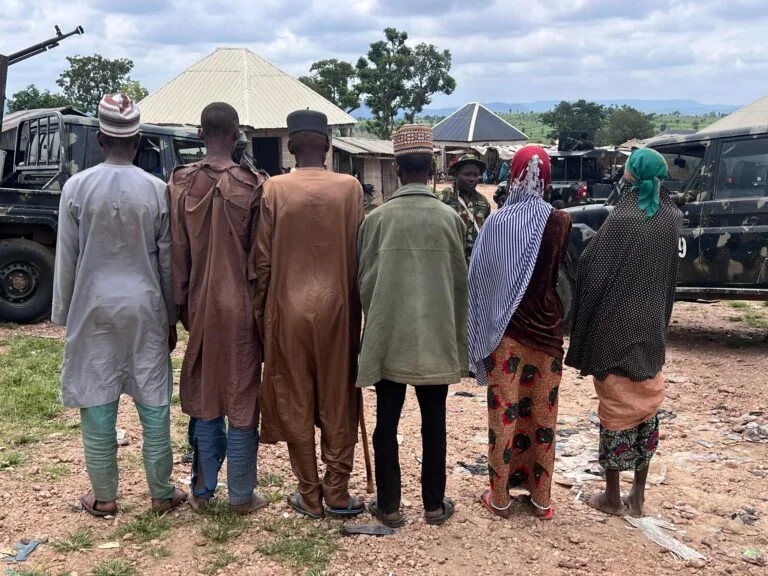 Troops rescue Seriki Fulani of Asinwe community in Okehi LG of Kogi State, 5 others in in Obajana area of the state in early hour of Tuesday
