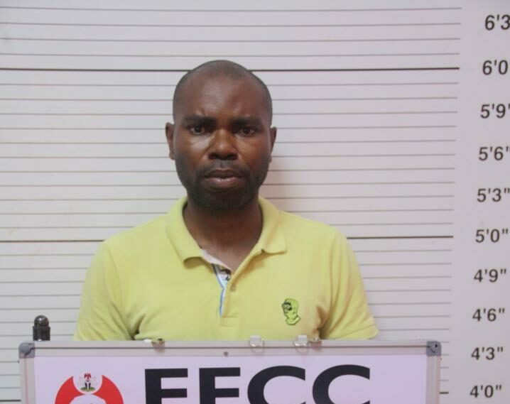 EFCC docks Lagos lawyer Victor Azubike Awah on six-count charge bordering on stealing and issuance of dud cheque to the tune of N27m.