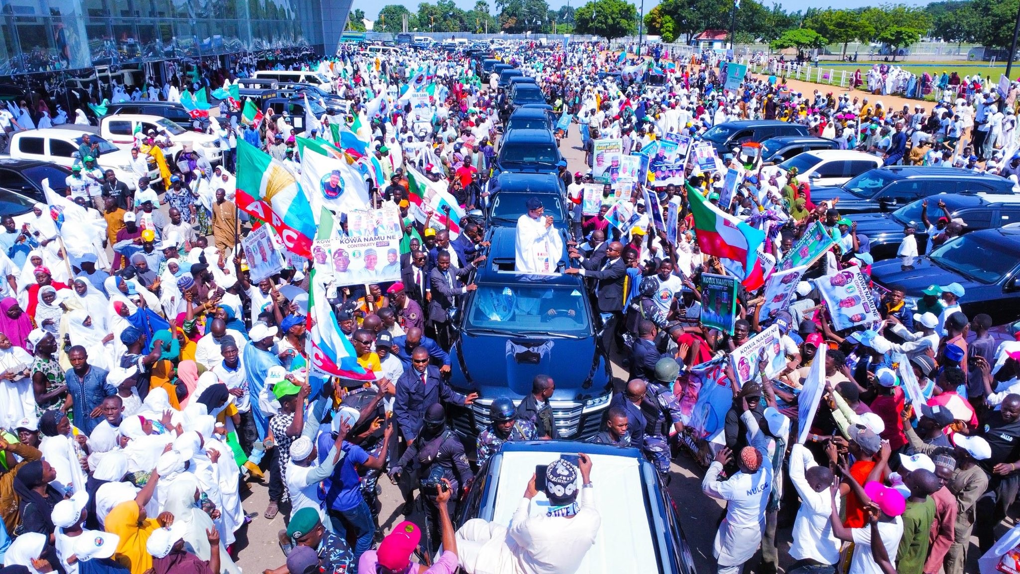 Mass defections rock Kaduna as APC holds mega rally, declares ‘victory march’ ahead of 2027 elections