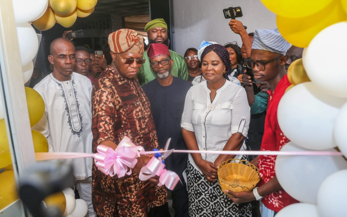 Prince Yemisi Shyllon gives facelift to the exhibition hall at the National Museum of Unity in Aleshinloye, Ibadan, Oyo State
